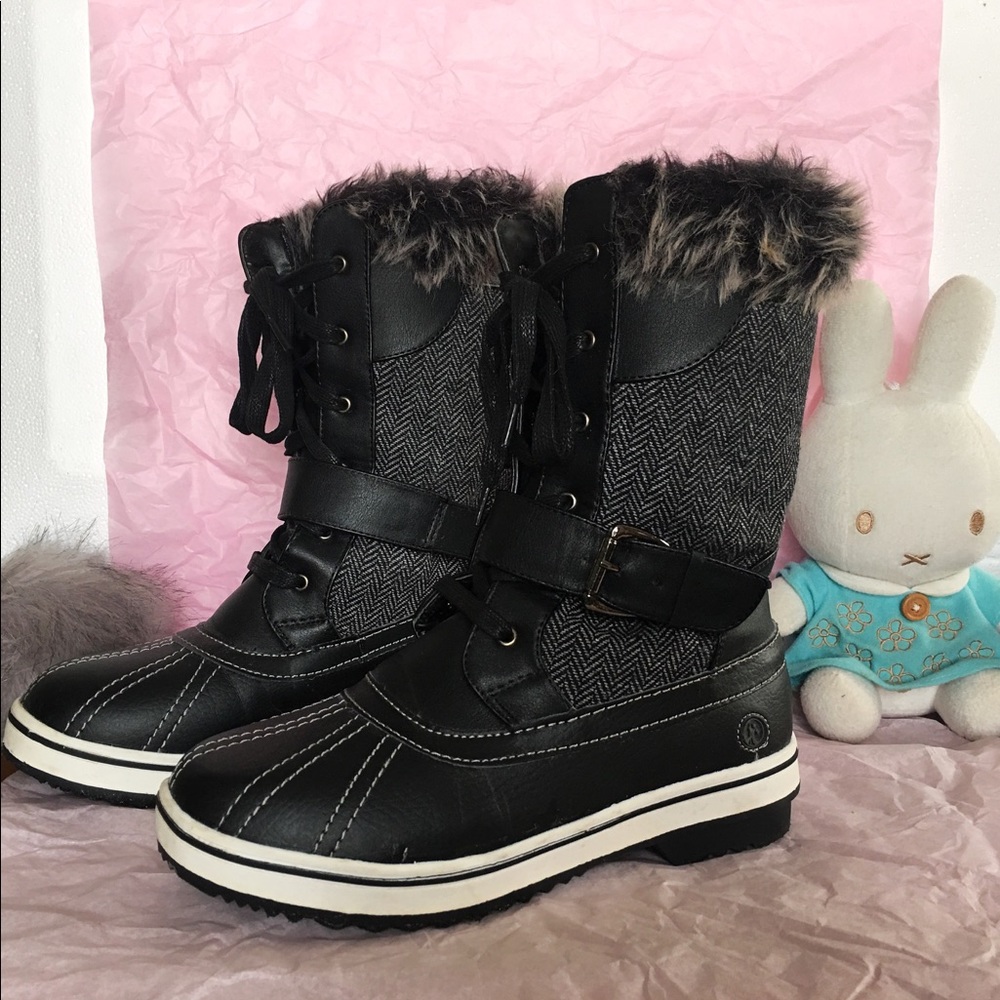 SOLD 🚫Northside Winter Boots Size 7